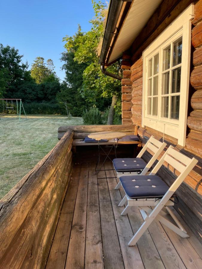 Backgardens Timmerstuga ฟอลเชอปิง ภายนอก รูปภาพ